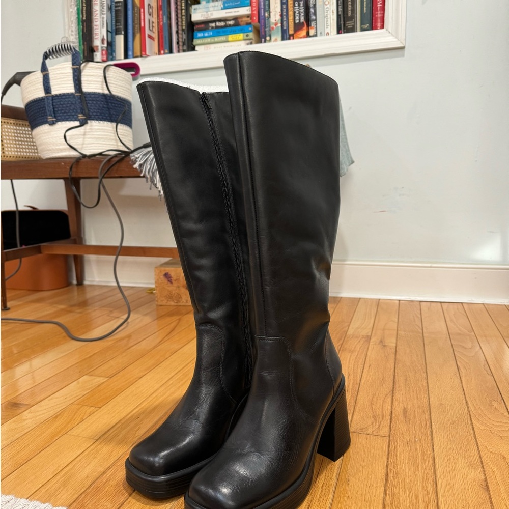 Steve Madden tall black boots
